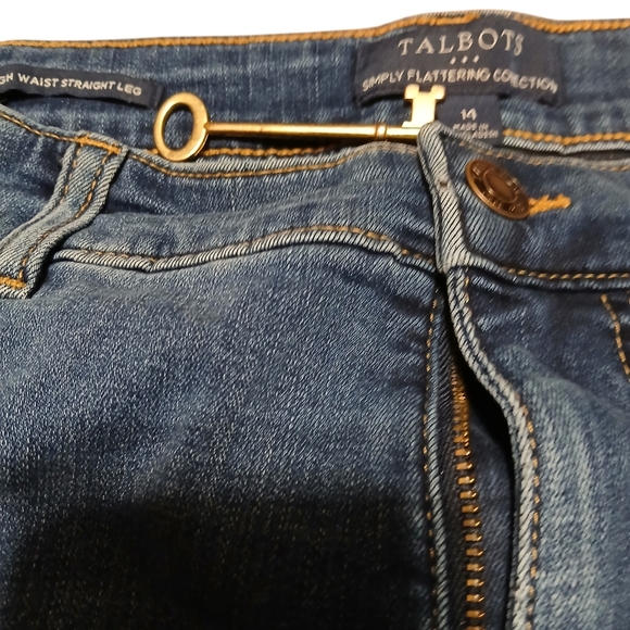 Talbots Women's Size 14×30 High Waist Straight Leg Denim Slim Jeans - Picture 2 of 7